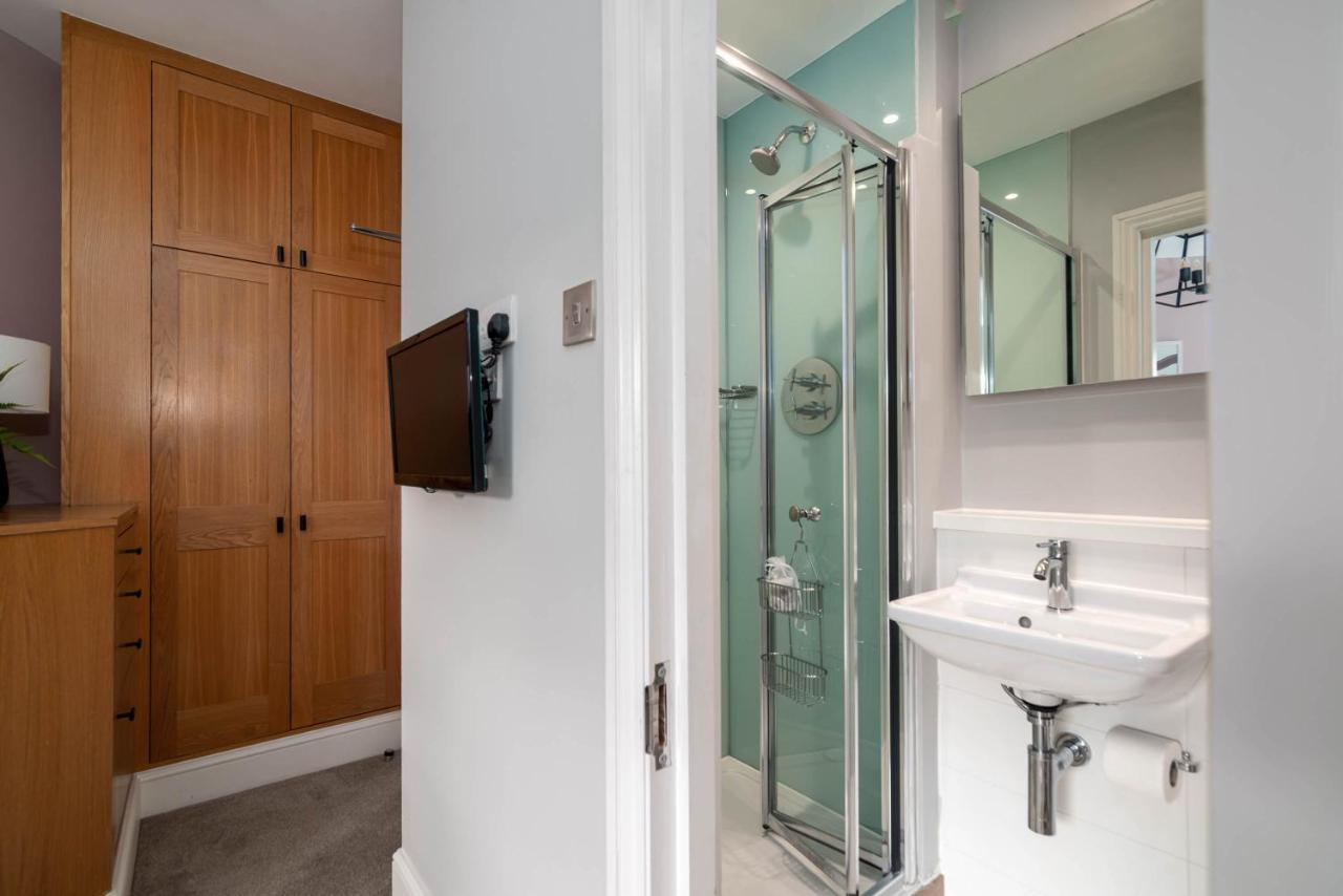 Apartmán 5 Doughty Street Londýn Exteriér fotografie